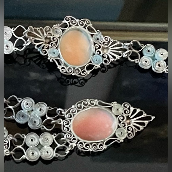 Antique Early 1900s Carved Shell Cameo Filigree Necklace & Bracelet Set - Picture 3 of 16